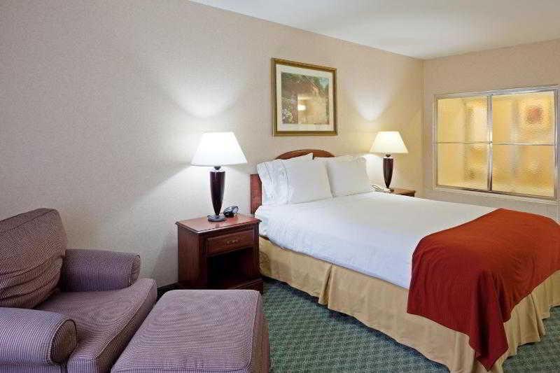 Keene Elm City Hotel, Ascend Hotel Collection Zimmer foto